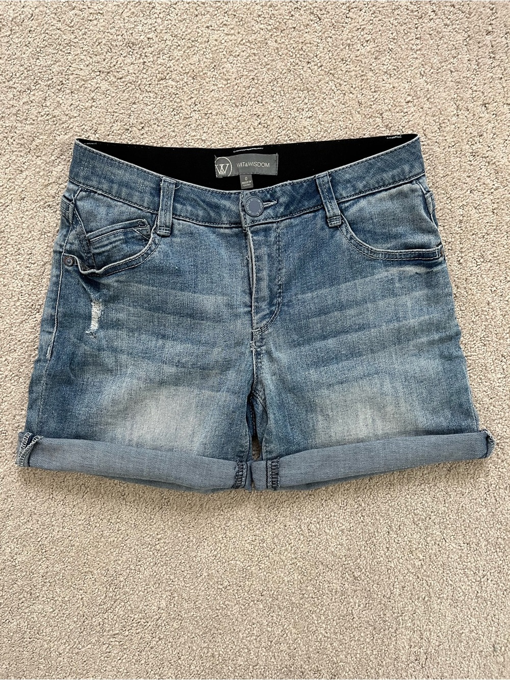 Wit & Wisdom 'Ab'solution Roll Cuff Denim Shorts 0 Light Blue